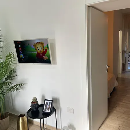 Mama House